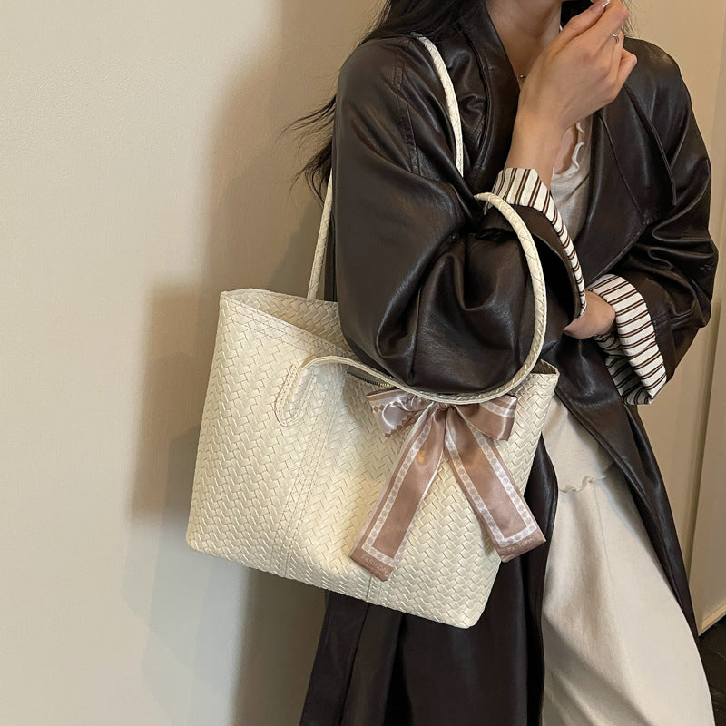 Woven Leather Tote Bag LoungeYard — product view 5