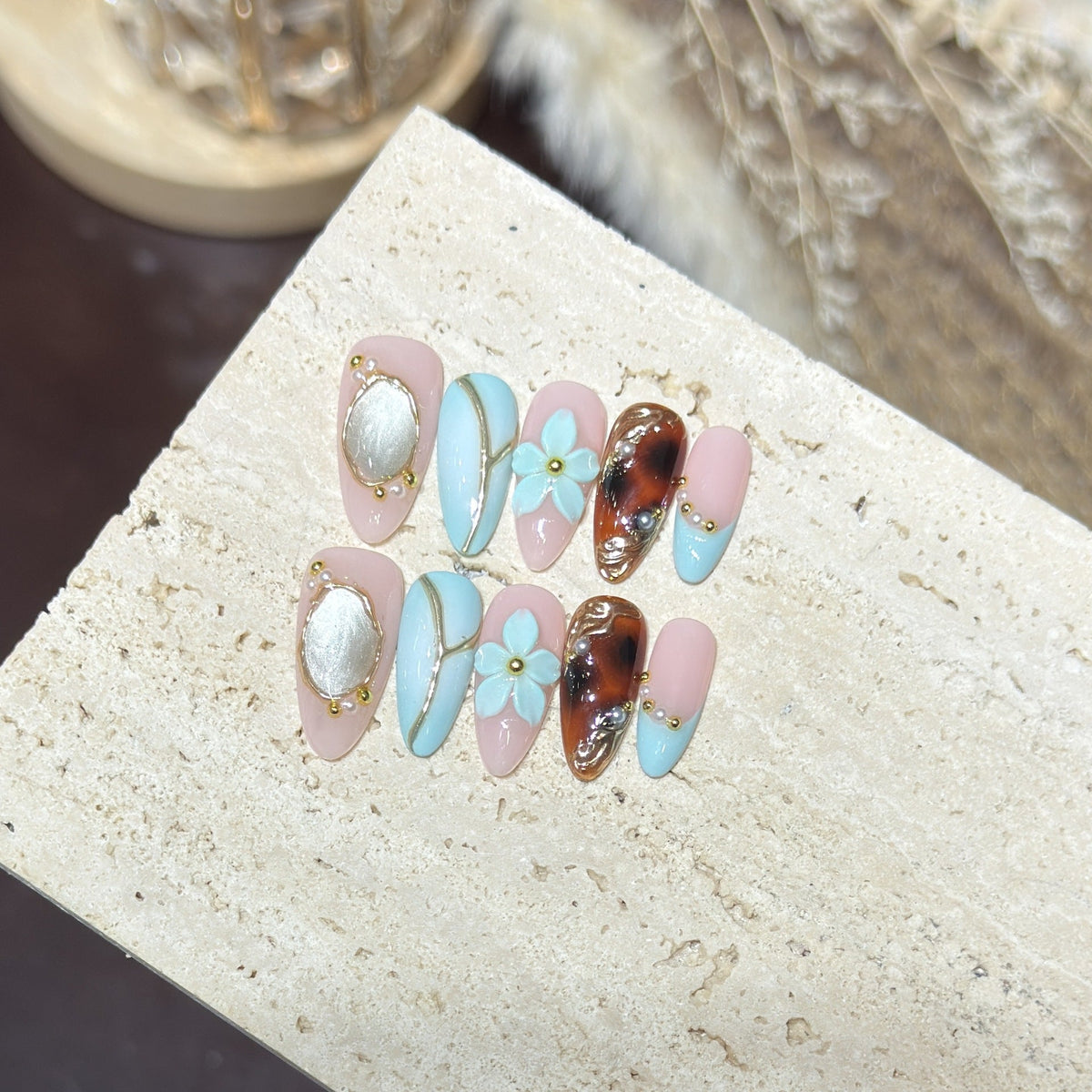 Fashionable Press-On Nails — product view 2