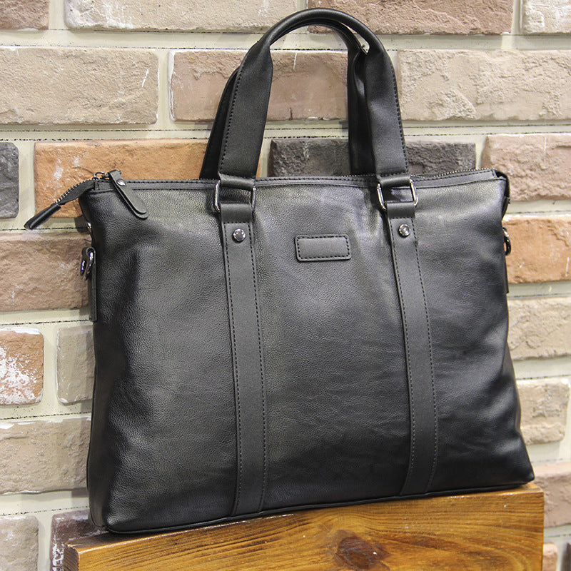 Elegant Tote Bag Made of High-Quality Leather LoungeYard — product view 1