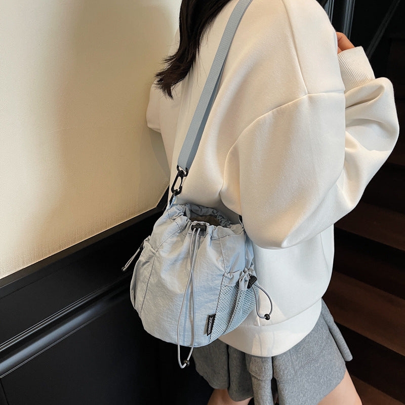 Multifunctional Tote Bag With Practical Compartments LoungeYard — product view 3