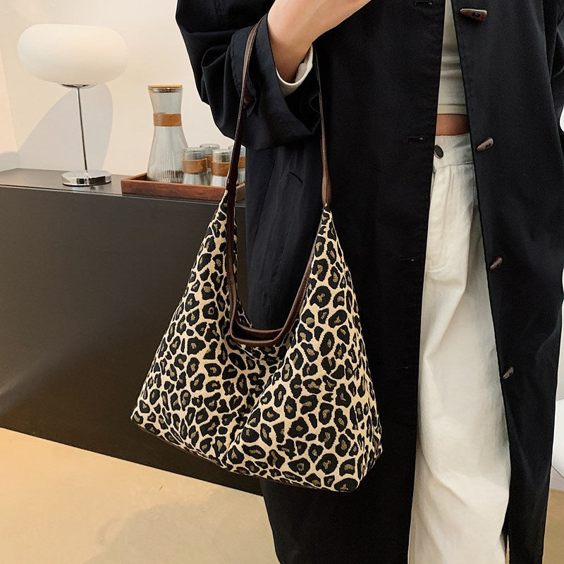Stylish Leopard Print Hobo Bag LoungeYard — product view 1