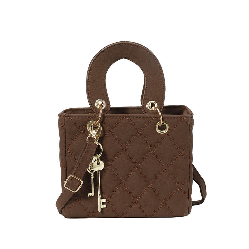 Luxurious Metallic Quilted Handbag — product view 3