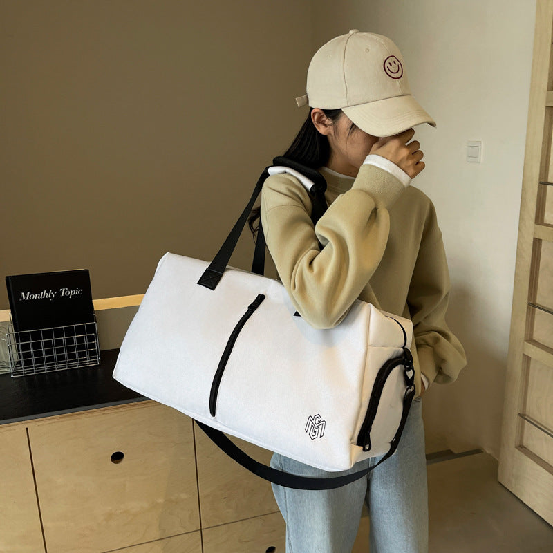 Stylish Multifunctional Weekender Duffle Bag — product view 2