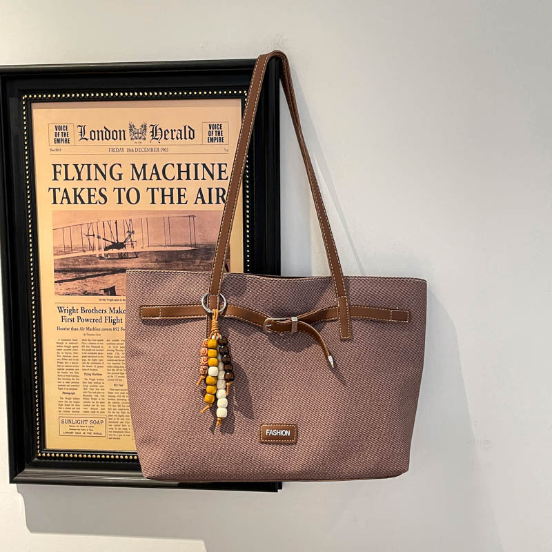 Stylish Tote Bag — product view 7