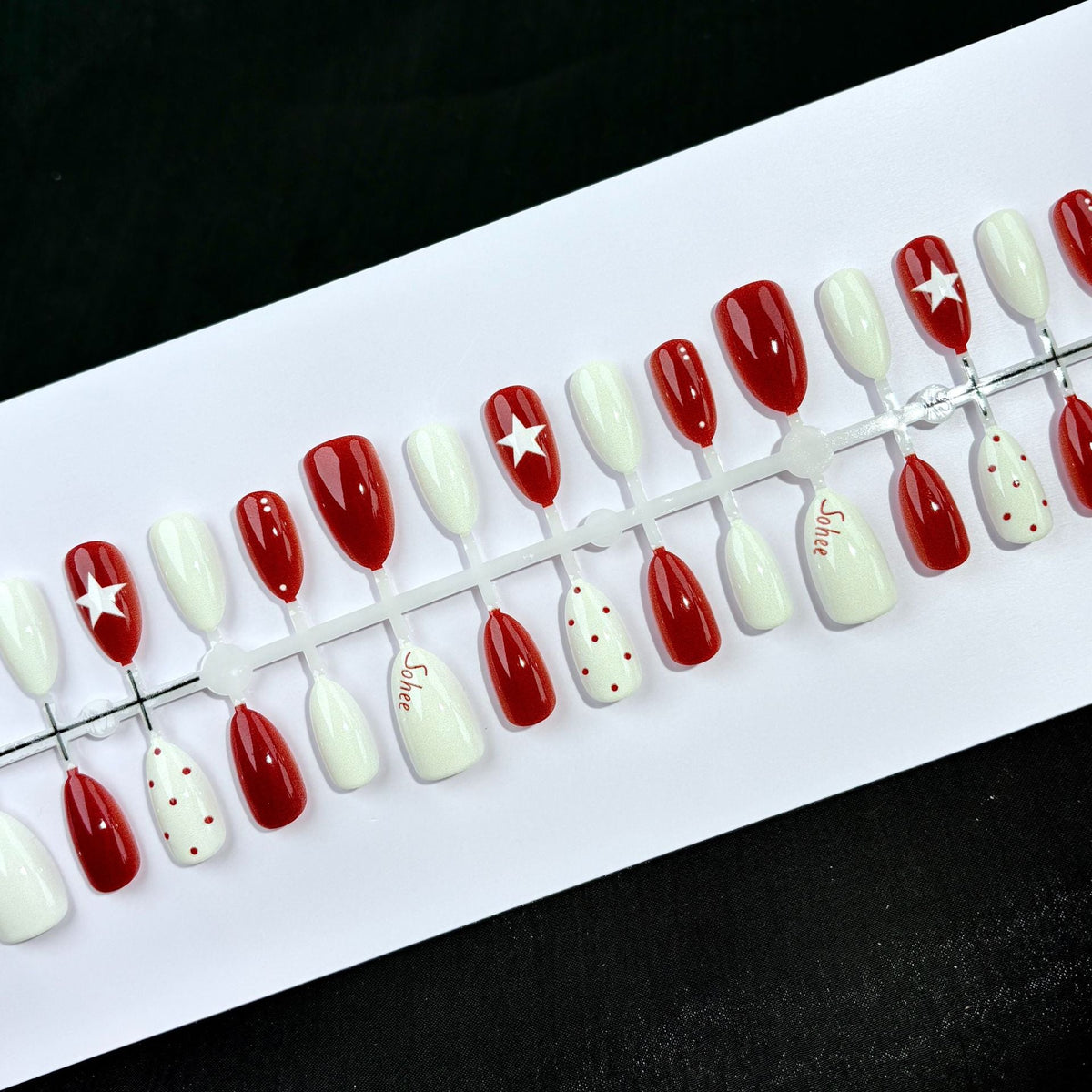 Artistic Holiday-Themed Press-On Nail Set — product view 2