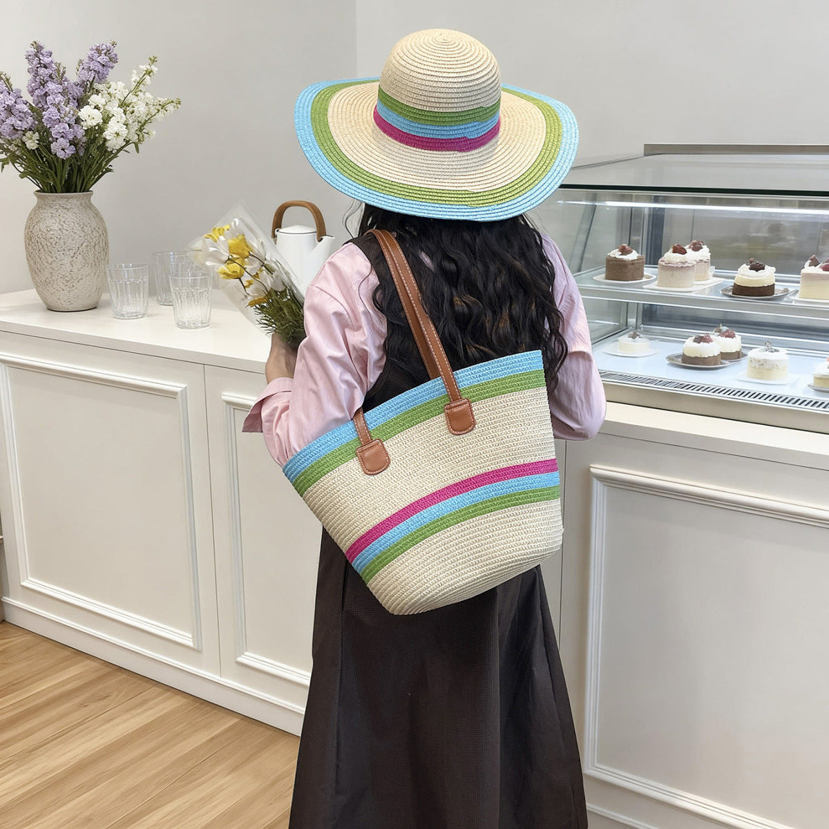 WoColorful Straw Beach Tote Bag LoungeYard — product view 3