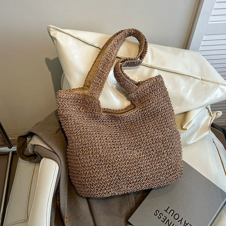 Handwoven Beach Bag LoungeYard — product view 3