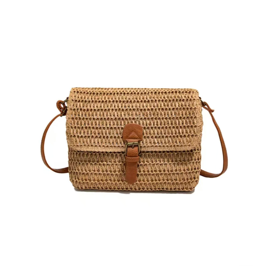 Handbag made of woven natural material with leather accents LoungeYard — product view 5
