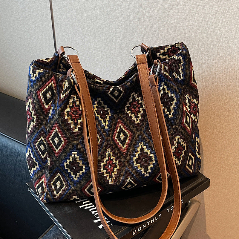 Bohemian Style Woven Handbag — product view 1