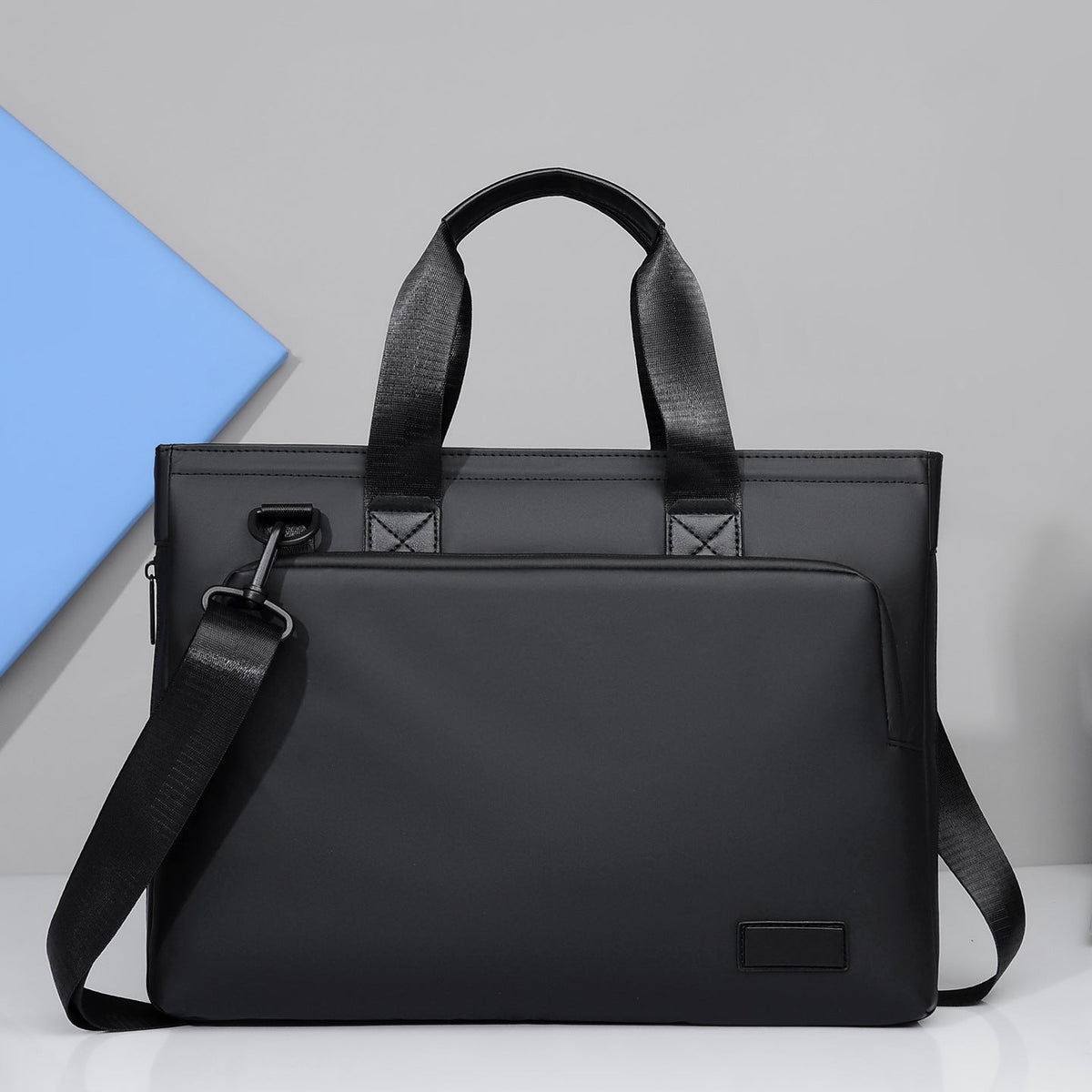 Professional Business Briefcase LoungeYard — product view 1