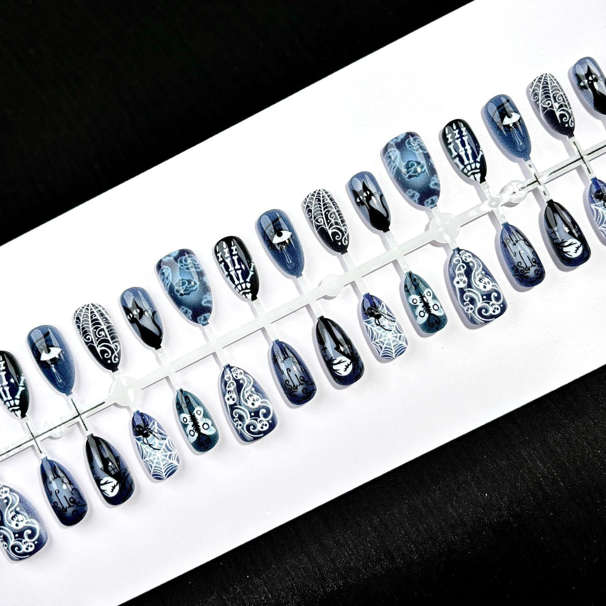 Artistic Halloween-Themed Press-On Nail Collection — product view 2