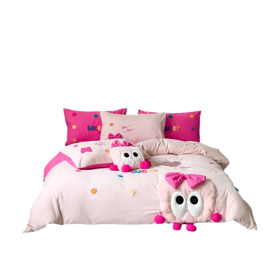 Playful cotton satin bed linen set with plush appliqué and reversible pillow — product view 4