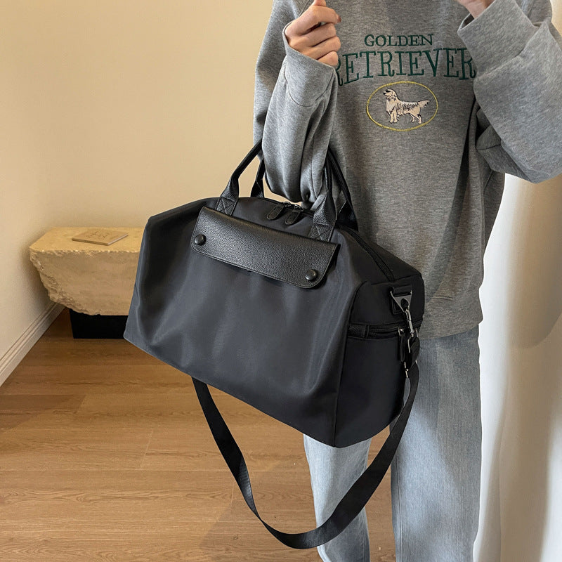 Versatile Multi-Pocket Travel Duffle Bag LoungeYard — product view 3