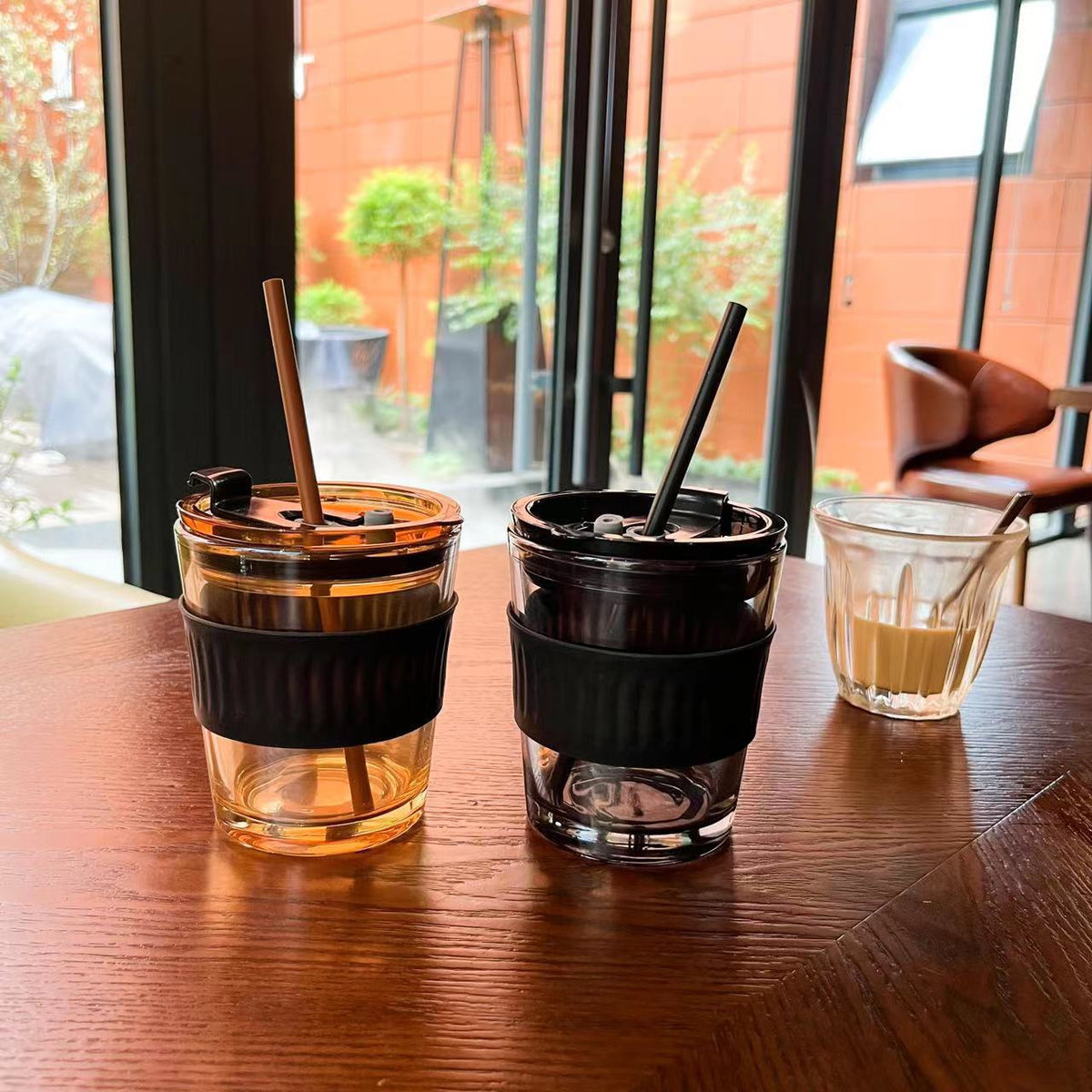 Women's reusable drinking cups with double filling system LoungeYard — product view 3