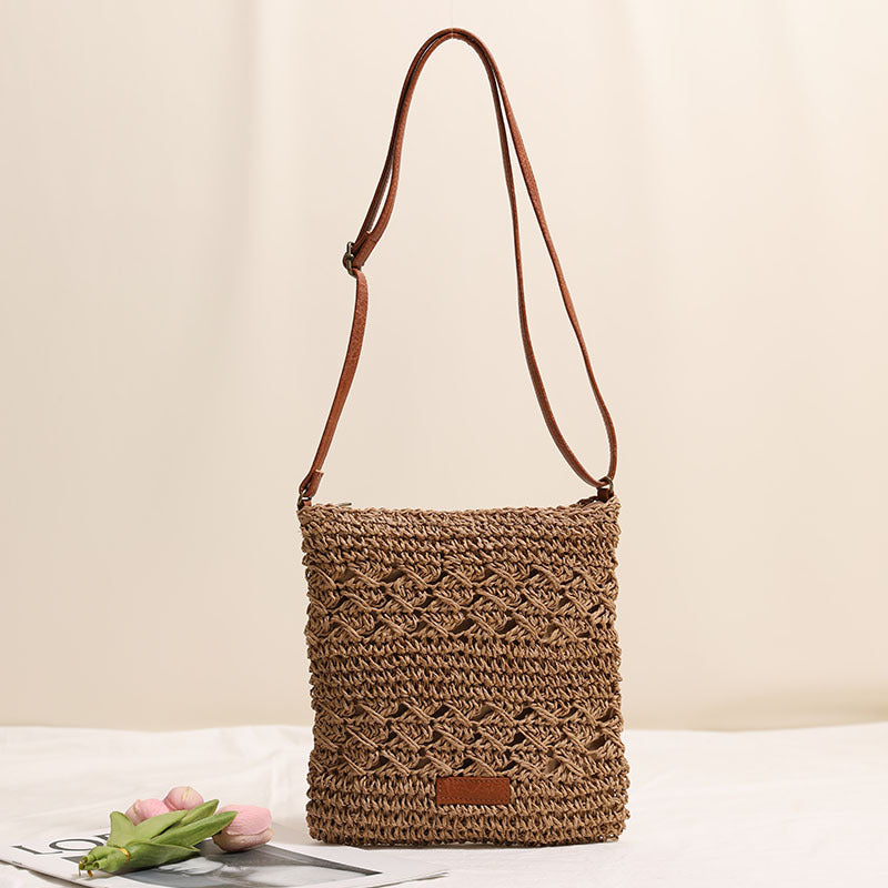 Hand-knotted shoulder bag in elegant design LoungeYard — product view 4