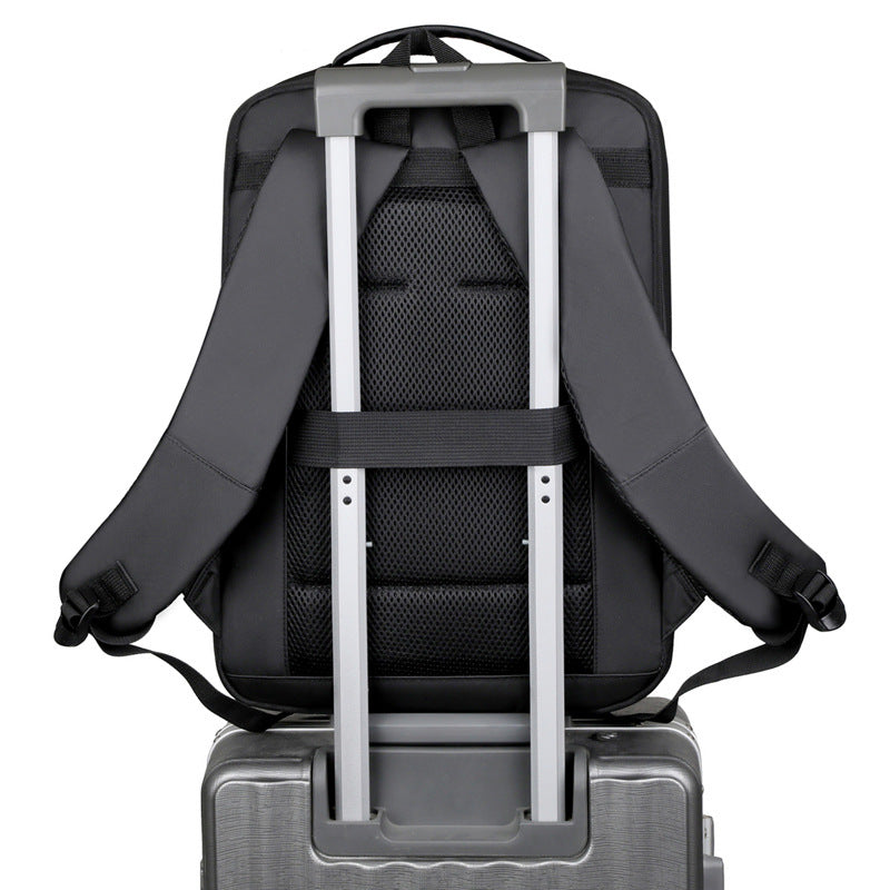 LoungeYard Backpack — product view 3