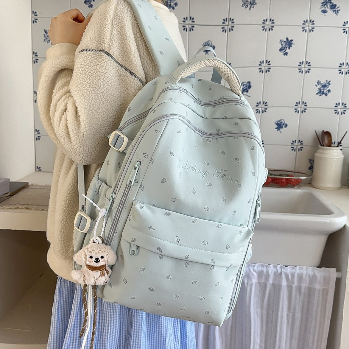 Functional Daily Backpack LoungeYard — product view 3