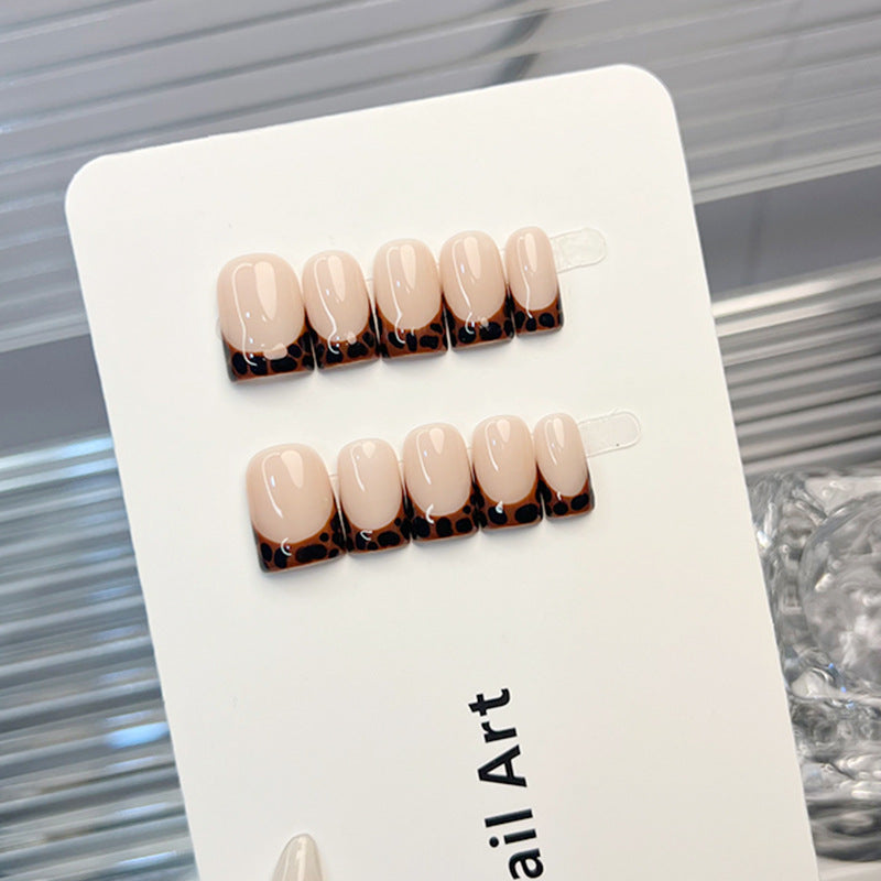Artistic Press-On Nail Tips — product view 4