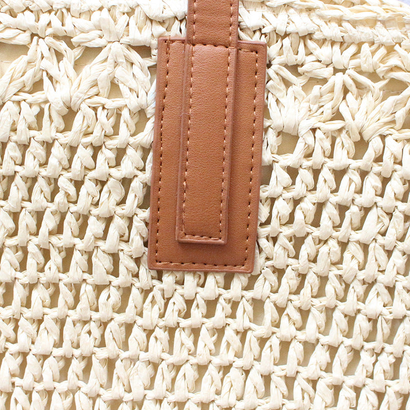 Handmade straw bag LoungeYard — product view 3
