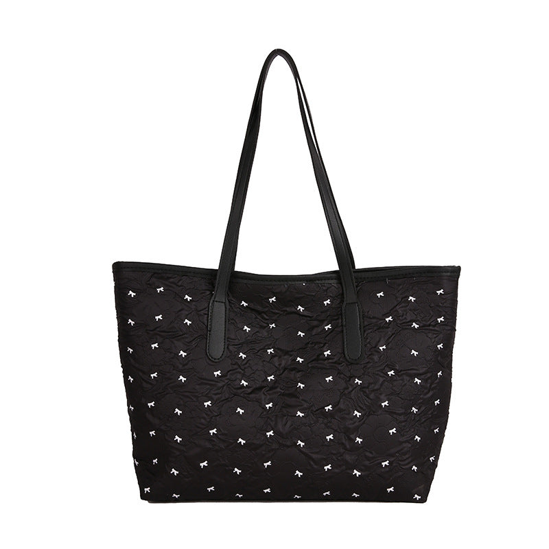 Quilted Tote Bag with Pattern LoungeYard — product view 7