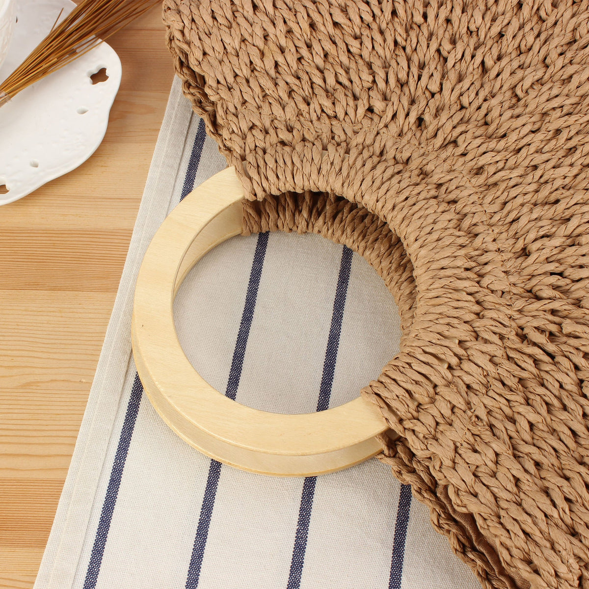 Braided raffia bag with round wooden handles LoungeYard — product view 5