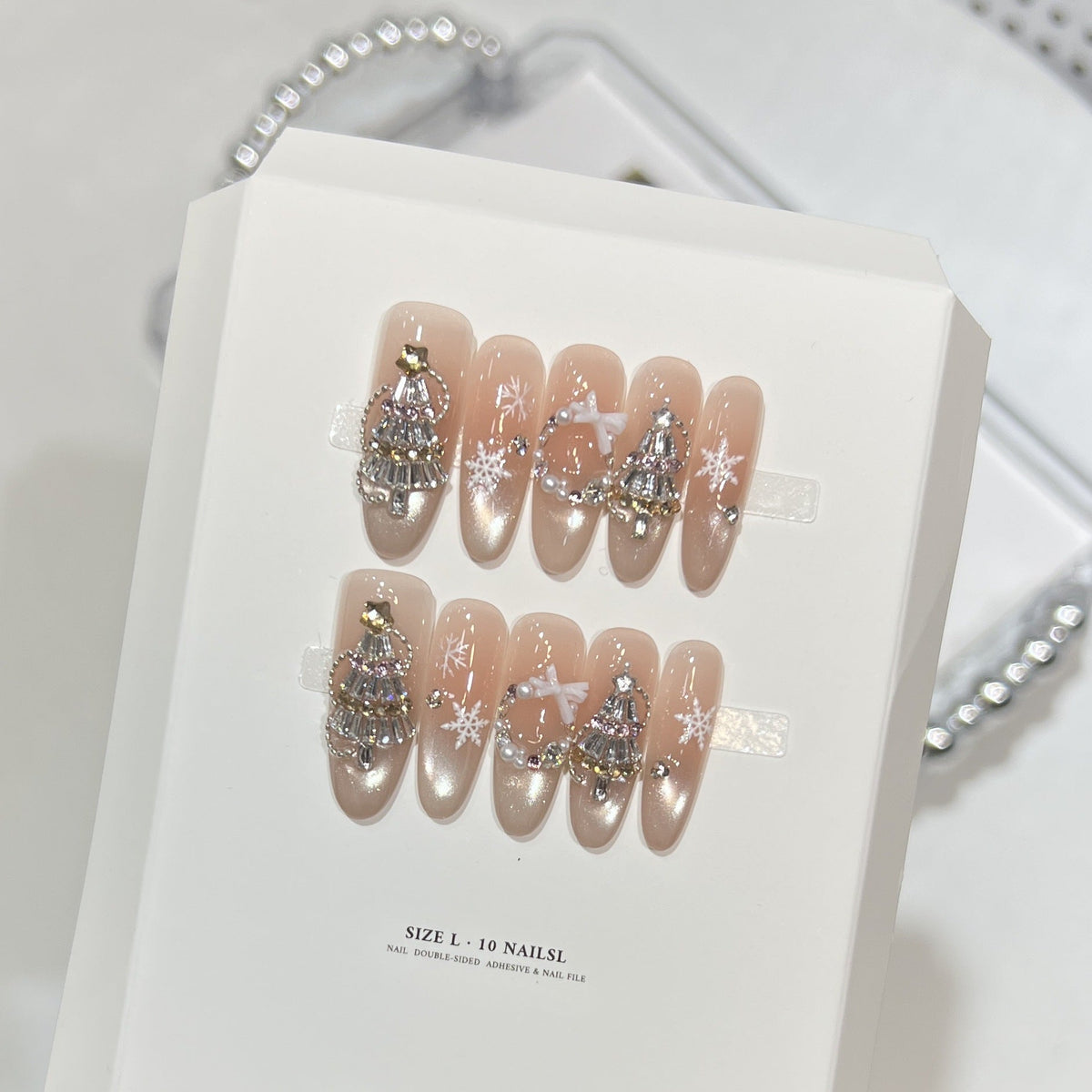 Artistic Winter-Themed Press-On Nails — product view 3