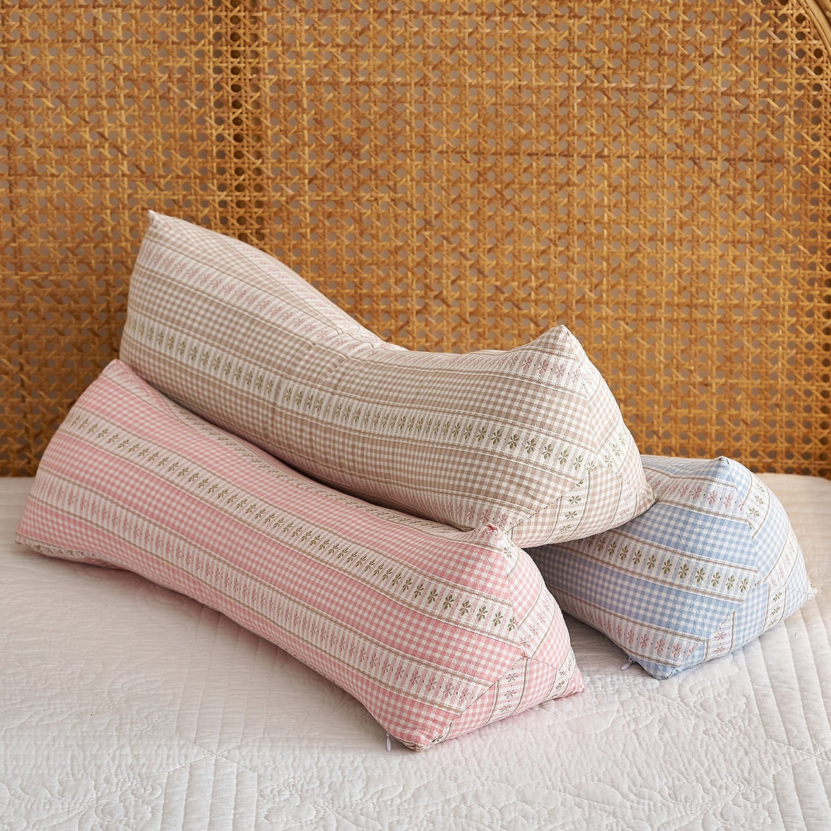 Neck support roll with elegant striped design LoungeYard — product view 1