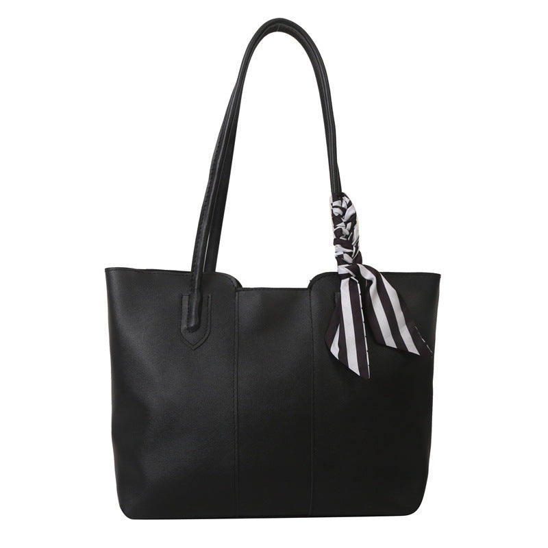 Stylish Everyday Tote Bag LoungeYard — product view 5
