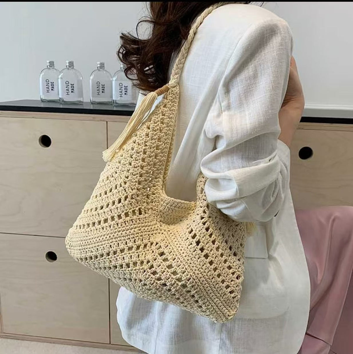 Hand-knotted Tote Bag LoungeYard — product view 3