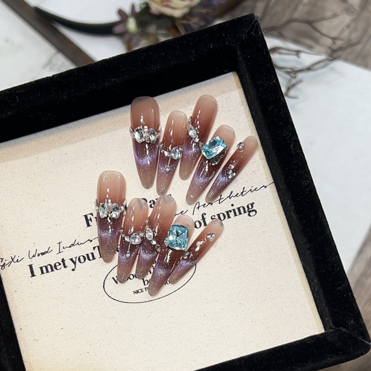 Glamorous Stiletto Press-On Nails — product view 2