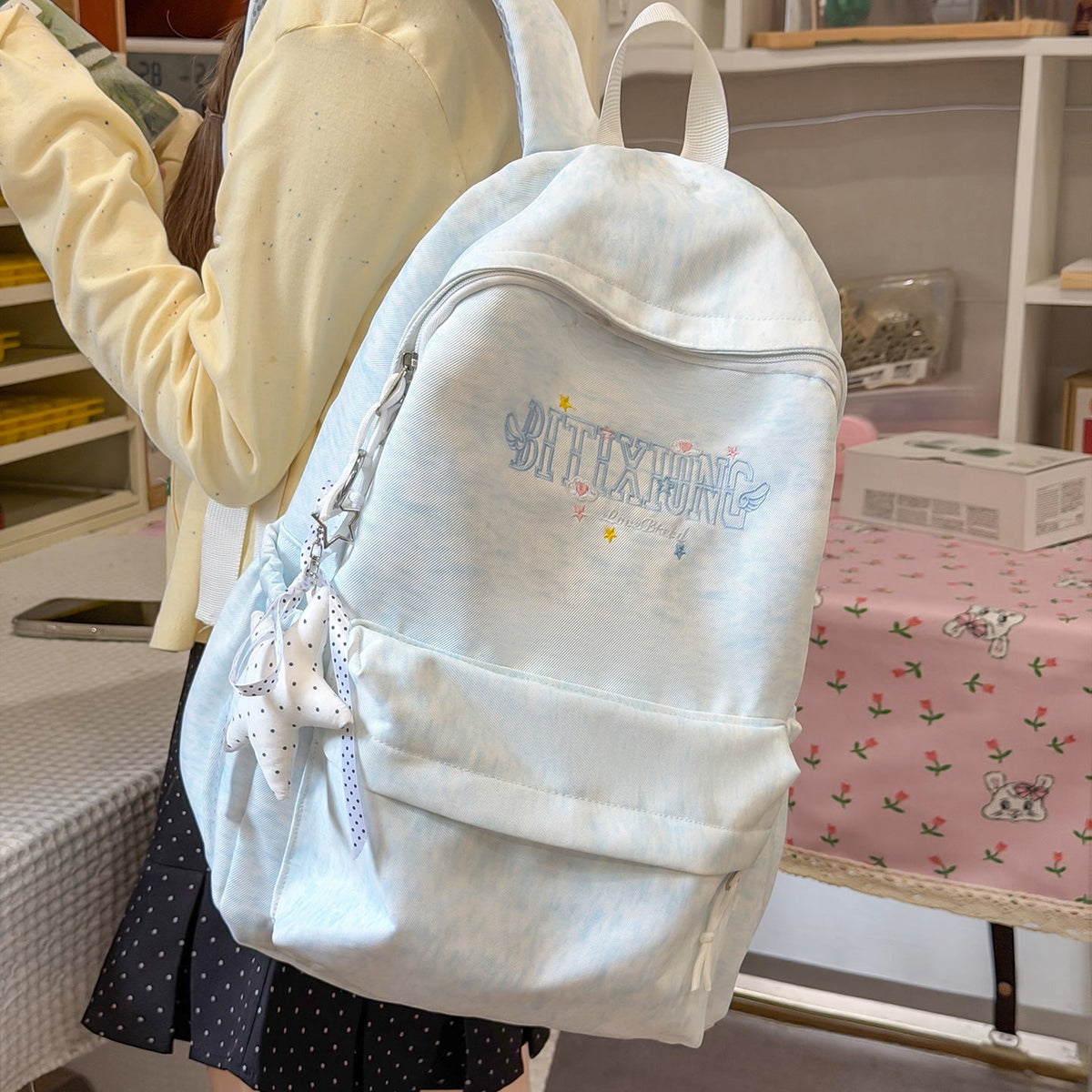 Casual Canvas Backpack with Keychain LoungeYard — product view 3