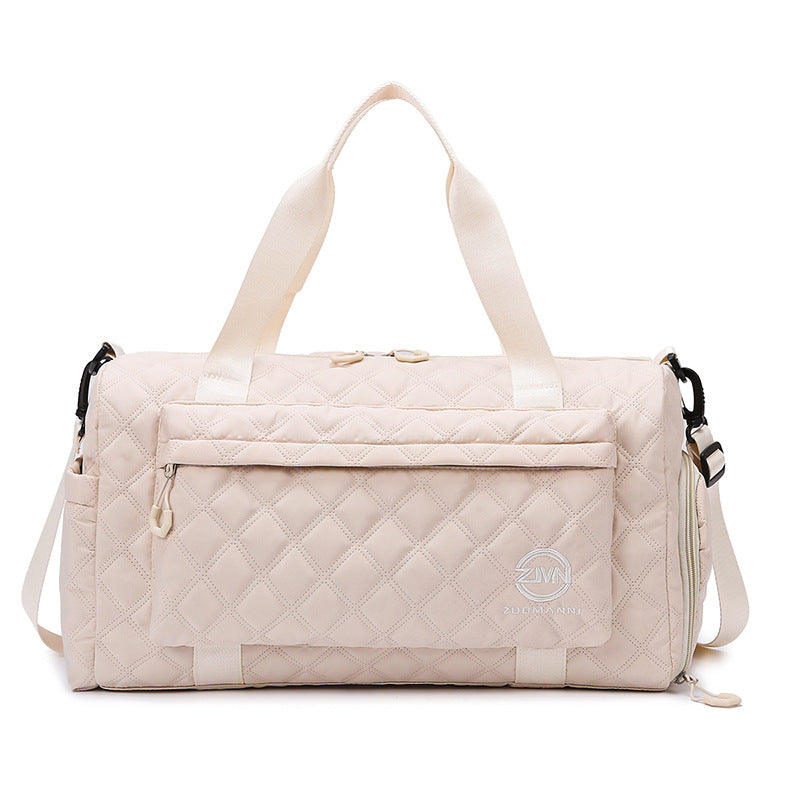 Sporty Weekend Bag With High-Quality Lining LoungeYard — product view 7