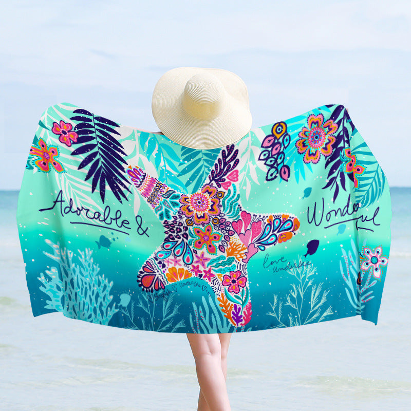 Luxury beach towel with dynamic wave design LoungeYard — product view 2