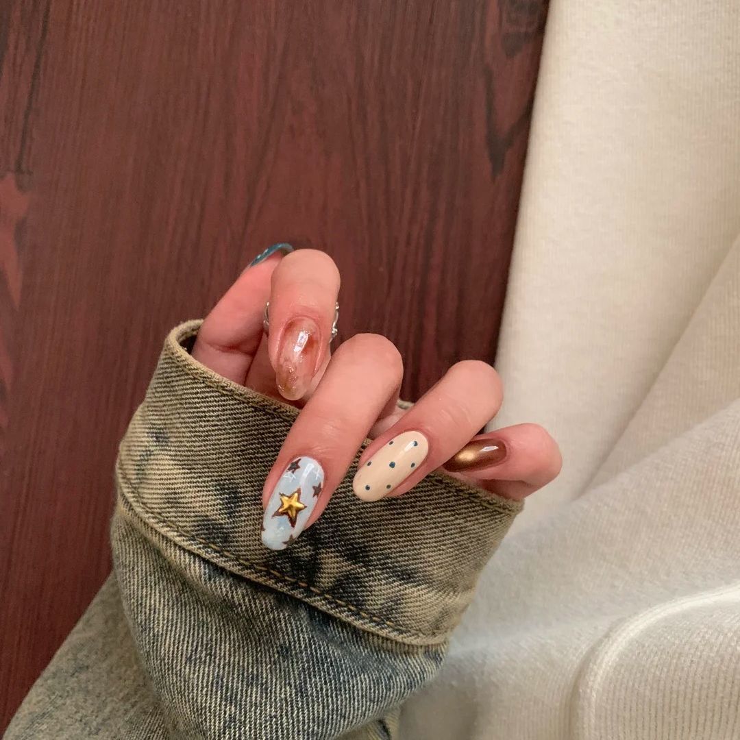 Artistic Multi-Design Nail Art Extensions — product view 2