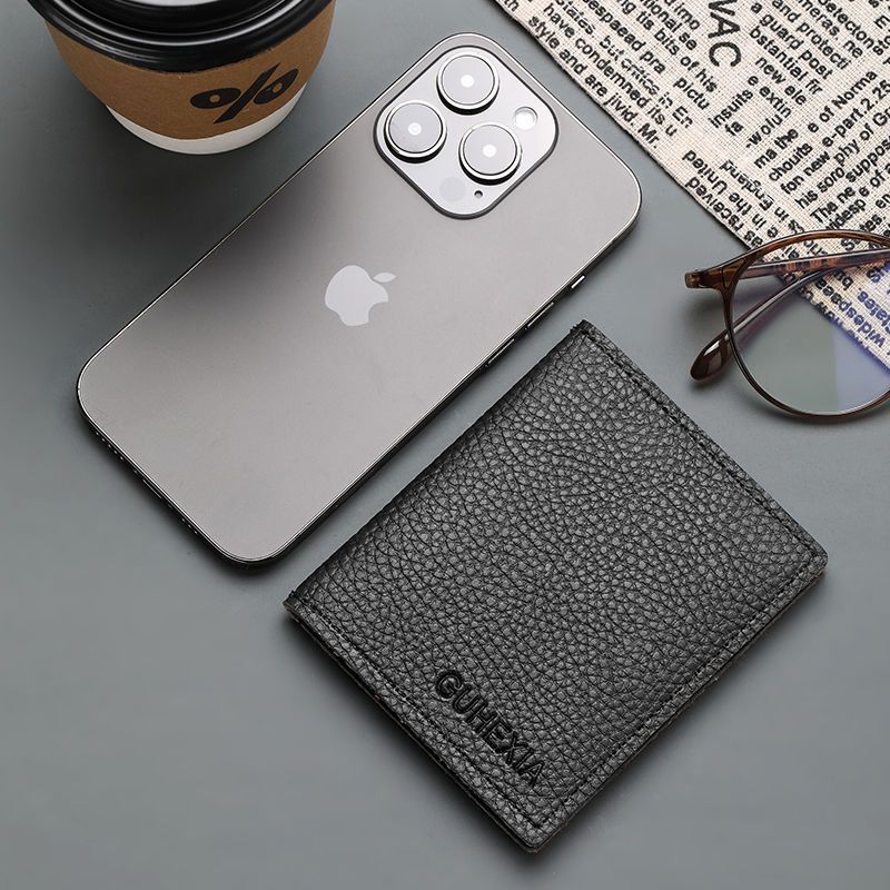 RFID-Blocking Leather Card Holder LoungeYard — product view 4