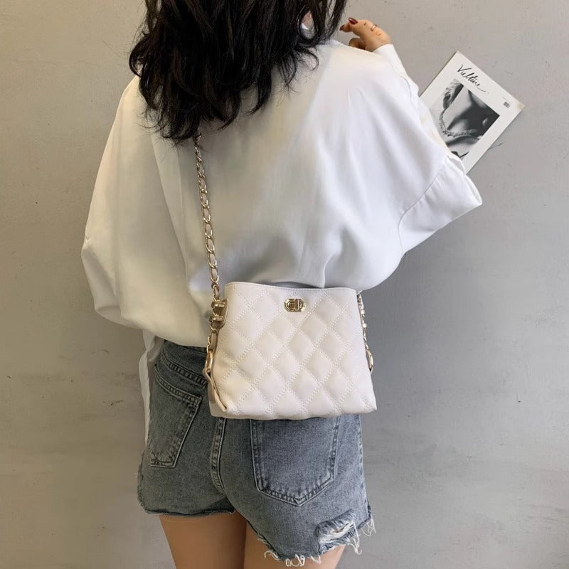 Quilted Crossbody Bag LoungeYard — product view 3