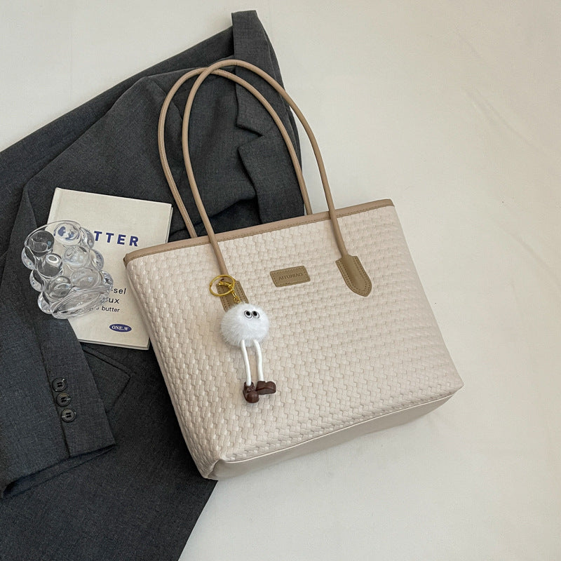 Woven Patterned Shoulder Bag LoungeYard — product view 7