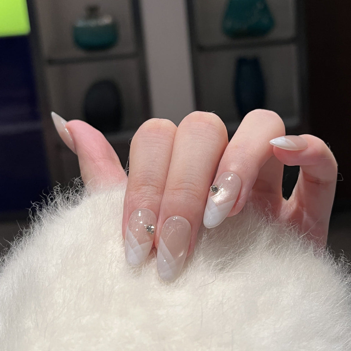 Premium Decorative Press-On Nails — product view 1