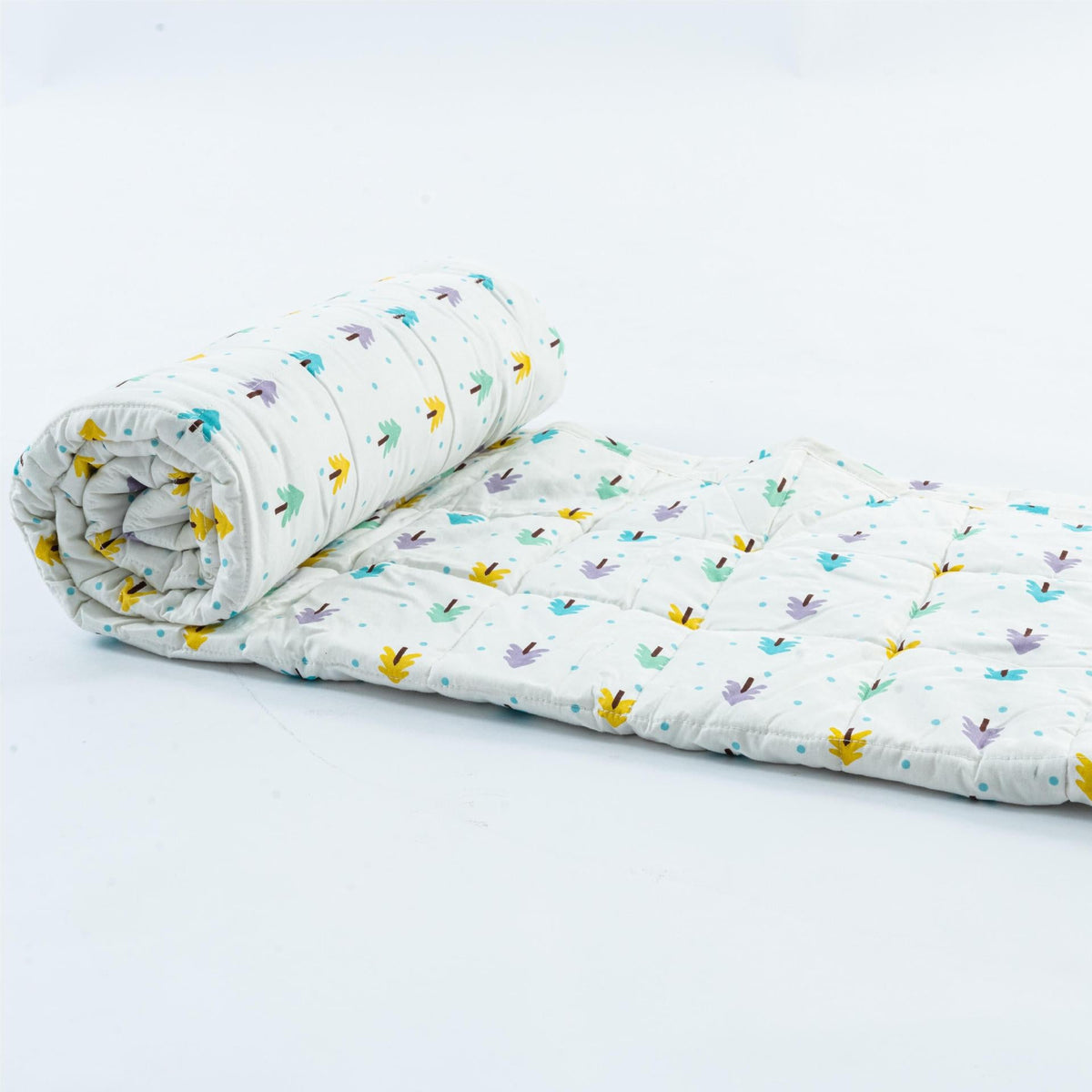 Women versatile and comfortable bedspread LoungeYard — product view 4