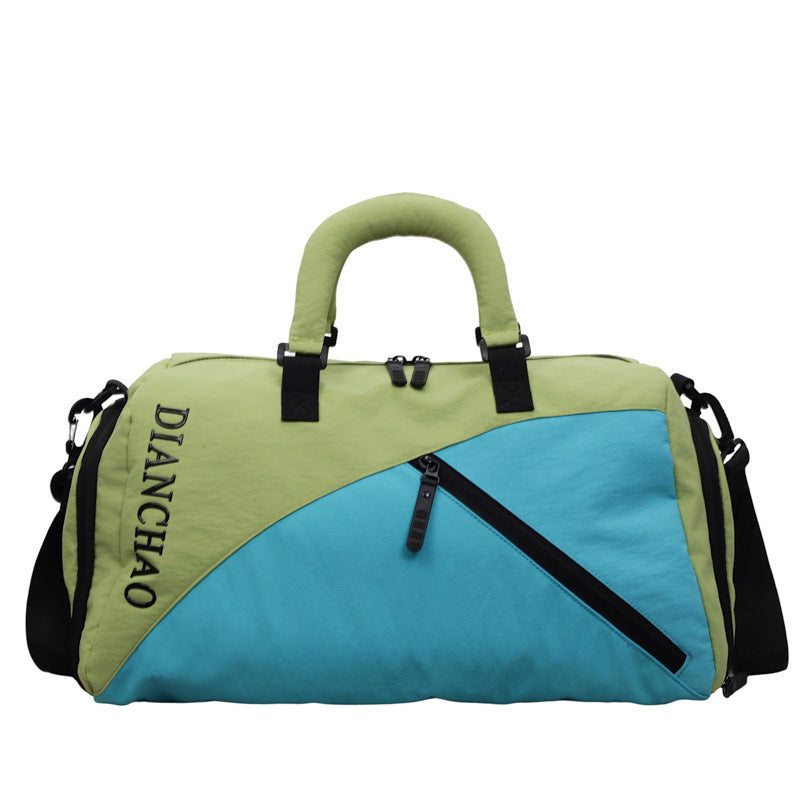 Sporty travel bag with various compartments and durable material LoungeYard — product view 6