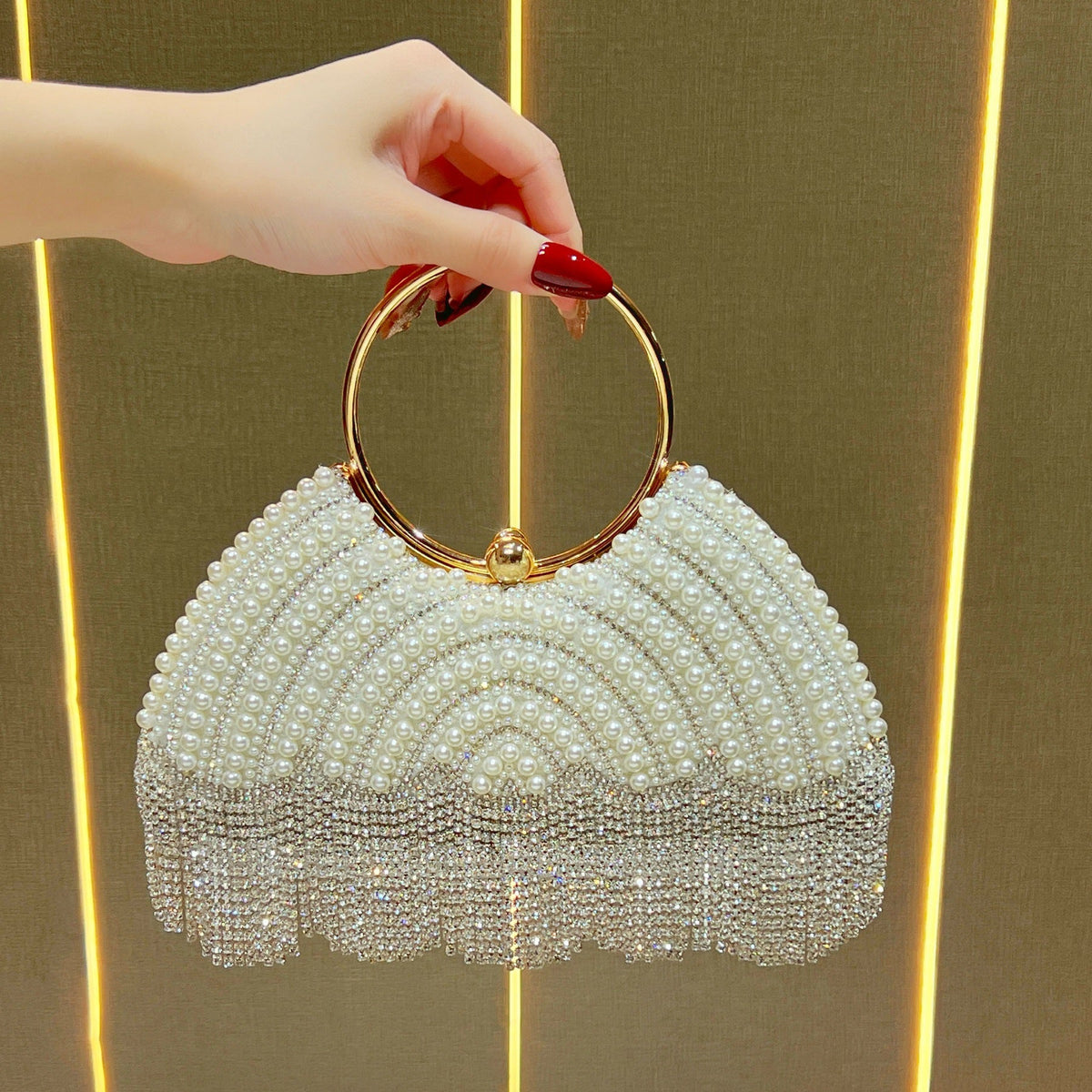 Elegant Pearl Evening — product view 1