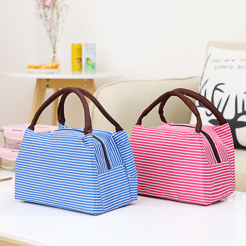 Insulated picnic bag with practical additional compartment LoungeYard — product view 1