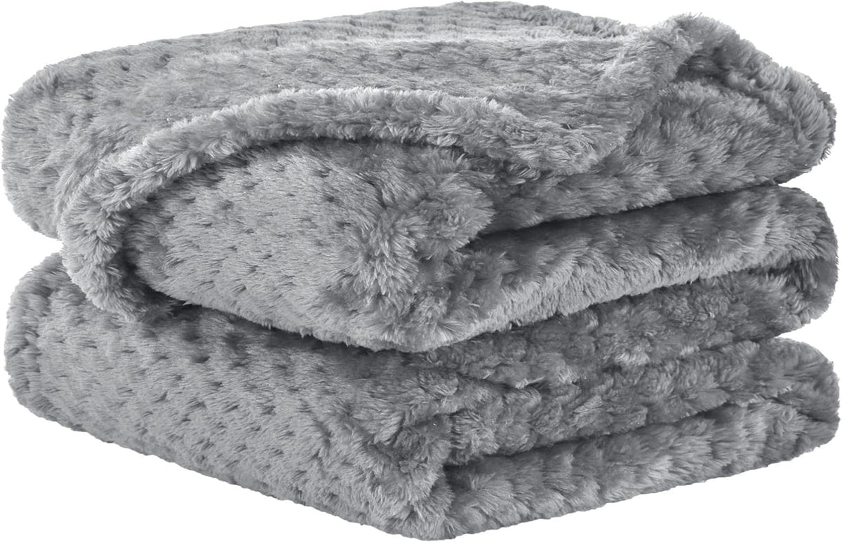 Ultra-Soft Plush Throw Blanket LoungeYard — product view 6