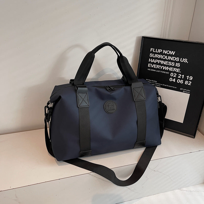 Versatile Travel Gym Tote LoungeYard — product view 4