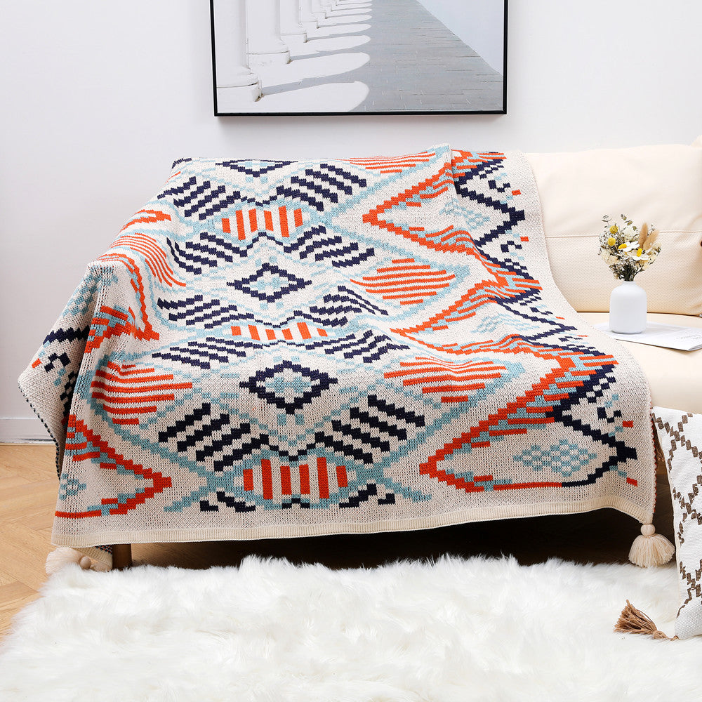 Aztec Patterned Knit Throw Blanket LoungeYard — product view 5