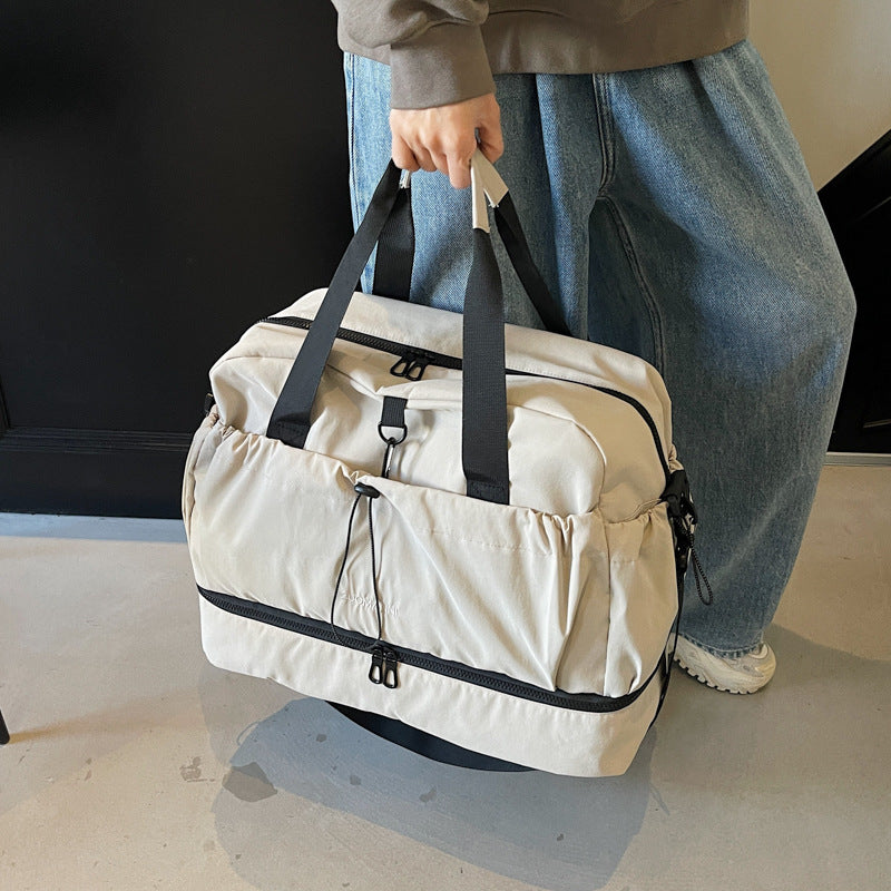 Multifunctional Sports Bag With Durable Design LoungeYard — product view 3