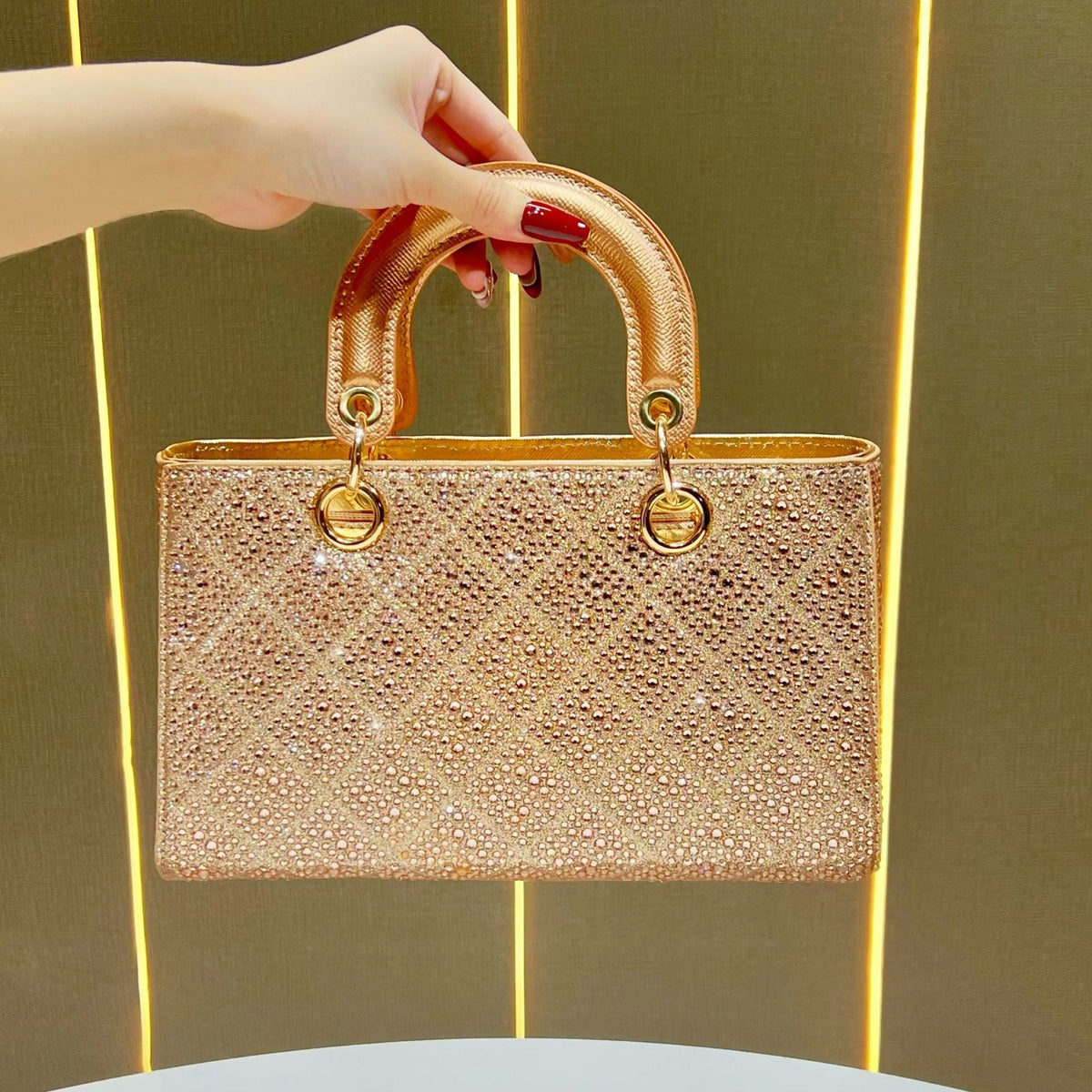 Elegant Rhinestone-Embellished Handheld Purse — product view 7