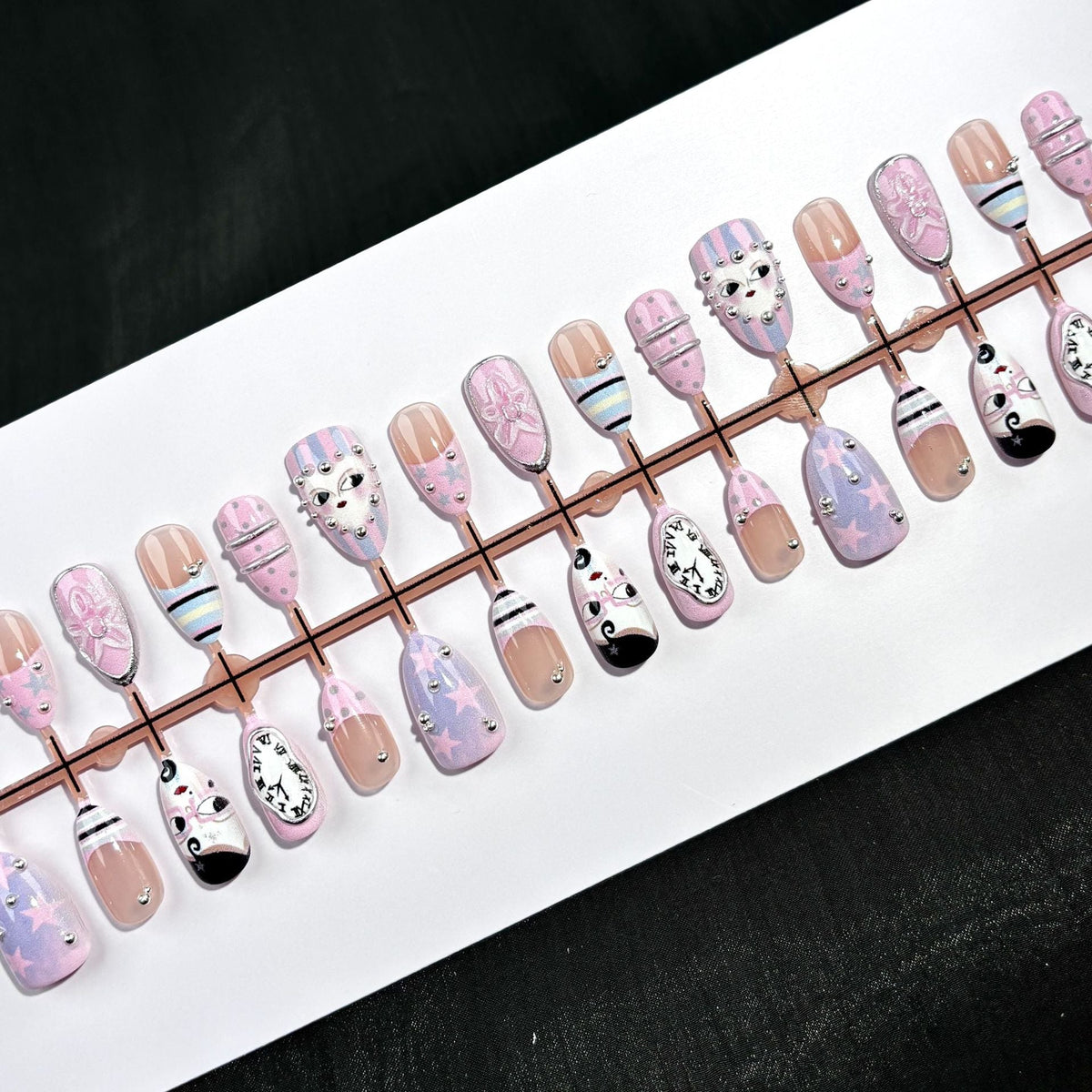 Decorative Press-On Nail Art Kit — product view 2