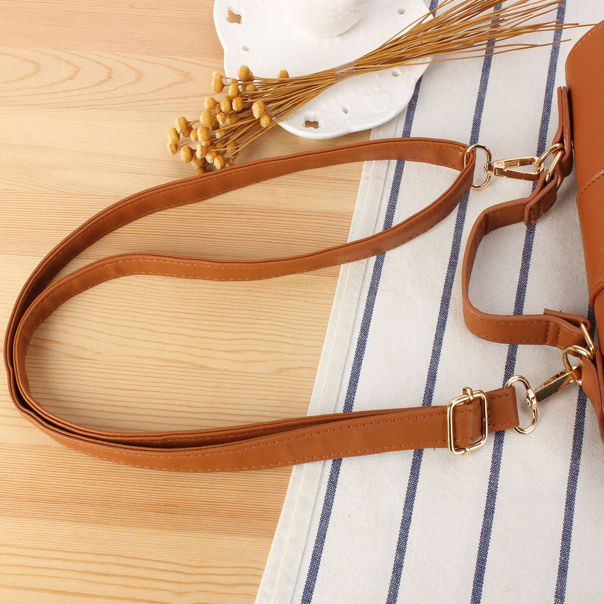 Handbag with Removable Shoulder Strap LoungeYard — product view 2