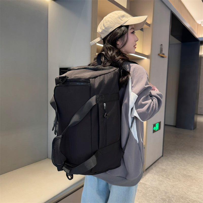 Lightweight Multi-Compartment Gym Duffle Bag LoungeYard — product view 2